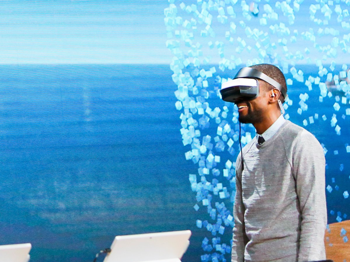 new-virtual-reality-headsets-that-work-with-windows-10