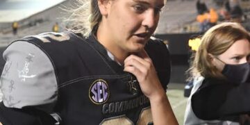 History as Sarah Fuller becomes 1st woman to score in Power Five football game