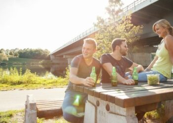 Calgary’s alcohol in parks program returns