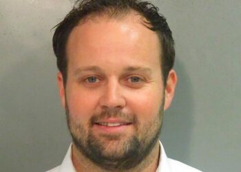 Josh Duggar sentenced to 12 years in child pornography case