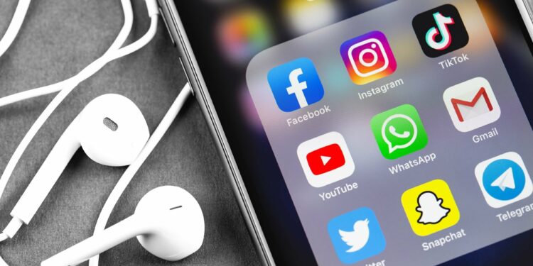 Nigerian government orders Twitter, Facebook, others to delete harmful content and register with CAC