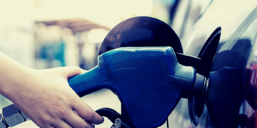 7 tips to save on gas this summer