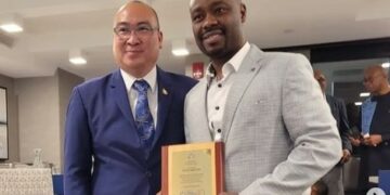 Nigerian Professionals in Manitoba honor Shola Agboola