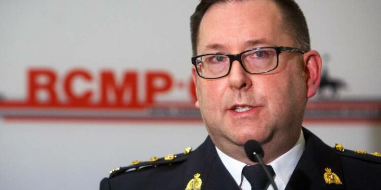 Manitoba Mounties say one-year-old boy dies after drowning in Lake Winnipeg