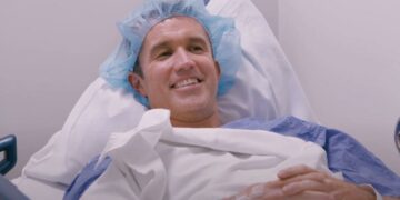 Ryan Reynolds removes life-threatening polyp
