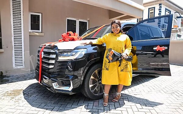 Mercy Chinwo’s husband celebrates her on her 31st birthday, gifts her an SUV Toyota car.