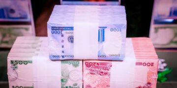 President Buhari Unveils New Naira Notes, By Solomon Akuboh