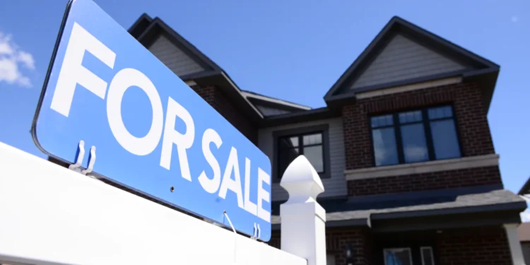 Canada to Ban Foreign Home Buyers From January