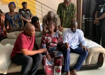 Bolanle Raheem: My daughter was pregnant with twins — Mother 