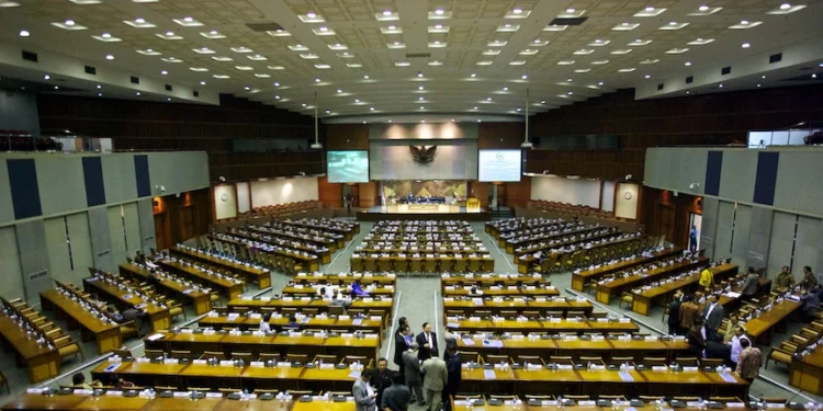 Indonesia’s parliament passes new law banning sex outside marriage