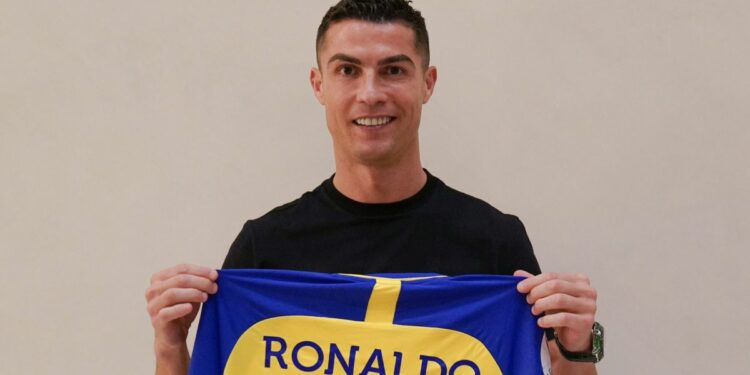 Ronaldo joins Saudi Arabian side Al Nassr