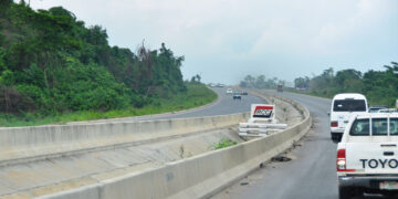 More problem for commuters as Lagos State government plans to divert traffic on Lagos-Ibadan expressway for 10 weeks