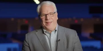 Megachurch Pastor Mike Glenn Steps Down, By Stanley Ugagbe