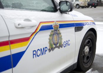 Manitoba man dies after being hit by truck, RCMP begins probe