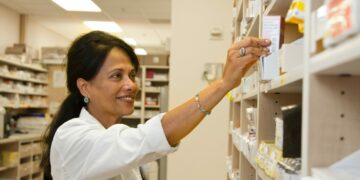 Pharmacists Now Treating Thirteen Common Ailments and Renewing Prescriptions for Most Medications