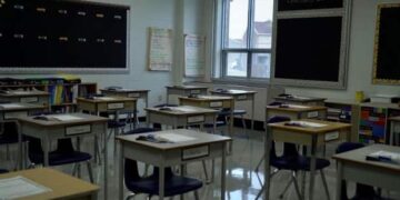 Carbon dioxide levels exceed limit in over 5,000 Quebec classrooms