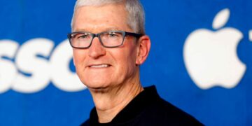 Apple CEO To Take 40% Cut