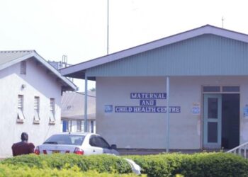 Husband catches his pregnant wife having sex with another man in Ugandan hospital