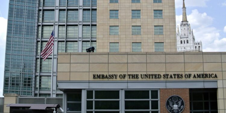 US Embassy in Moscow advises Americans to leave Russia