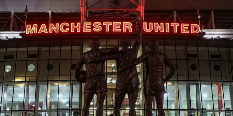 Qatar Place ‘Glory Restoration’ Bid To Buy Manchester United
