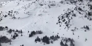 Avalanche in British Columbia claims many lives