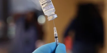 Pharmacist suspended in BC for falsifying COVID-19 Vaccination Records