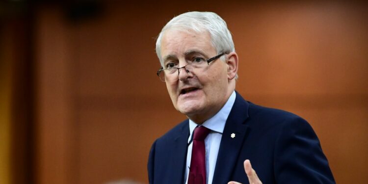 Marc Garneau bids farewell to House of Commons