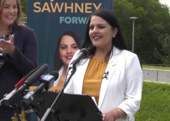 Government of Alberta creates hotline to help Ukrainian evacuees