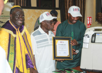 SAGA Foundation visits Obasanjo, donates medical equipment to Obasanjo’s Presidential Library