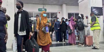 Nigerian evacuees from Sudan get N100,000 each, N25,000 recharge cards and 1.5 GB data