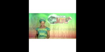 ‘Look at NTA that wants to Compete with CNN’-Nigerians react as wooden backdrop falls on NTA presenter during live programme  