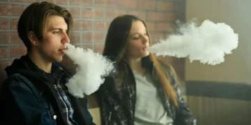 High school students in Windsor express concern about vaping on school property