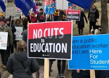 Teachers in Ontario settle labour complaint, early reading screening equipment not mandated