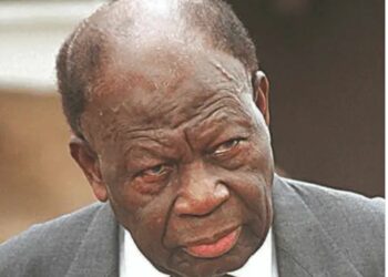 Akintola Williams dies