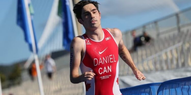 Stefan Daniel scoops silver at World Triathlon Para Championships