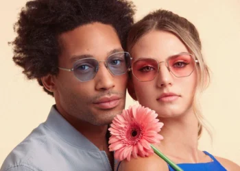 A Guide to Flattering Glasses for Different Face Shapes