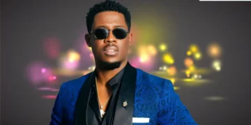 Seyi Awolowo cries as he apologizes for his comments in Big Brother house
