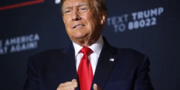 Trump pledges to reinstate ‘Muslim ban’ if voted president