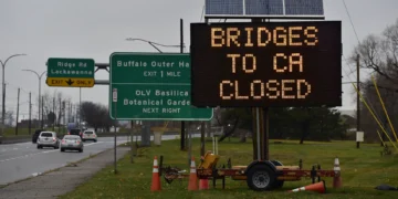 Canada and US Border Crossings at Niagara Falls Closed After Explosion