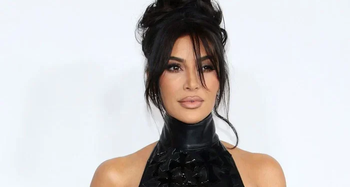 Kim Kardashian pledges to remain single for another year
