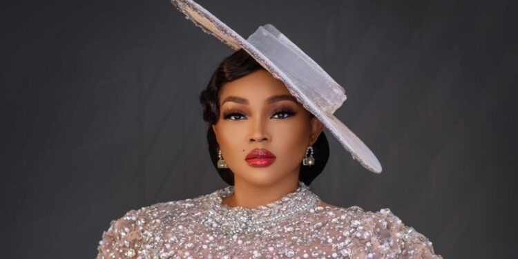 Mercy Aigbe escapes death as car tyre burst on highway (video)