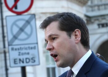 UK Immigration Minister Resigns Over Rwanda Asylum Legislation