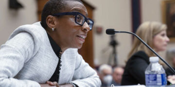 Pressure Mounts on Harvard President Claudine Gay to Step Down Amid Controversial Testimony on Campus Antisemitism