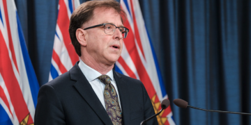 Dix: Hundreds of overseas doctors now working in B.C. family medicine