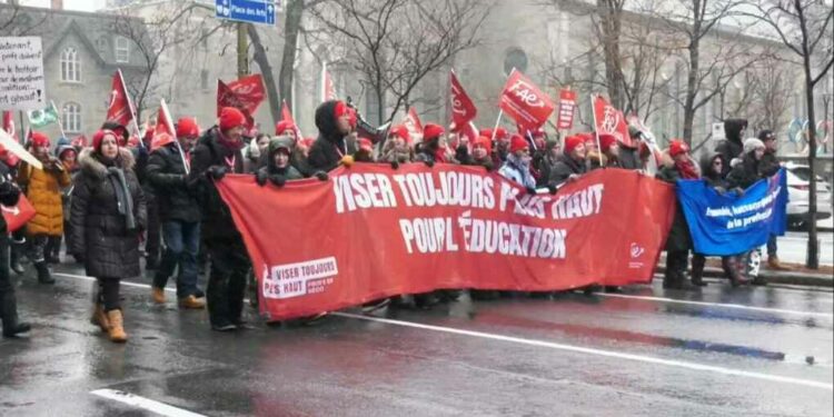 Quebec teachers’ union abolishes strike