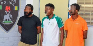 Police nab operators behind popular blog Gistlover