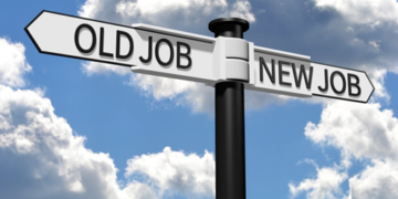 Is it time to change jobs? Here are 3 signs it’s time for a switch
