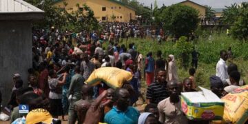 Residents of FCT loot NEMA warehouse