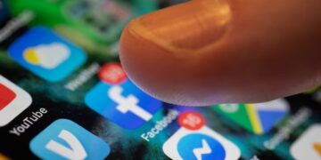 B.C. Introduces Legislation Aiming at Social Media Companies Over Alleged Harm