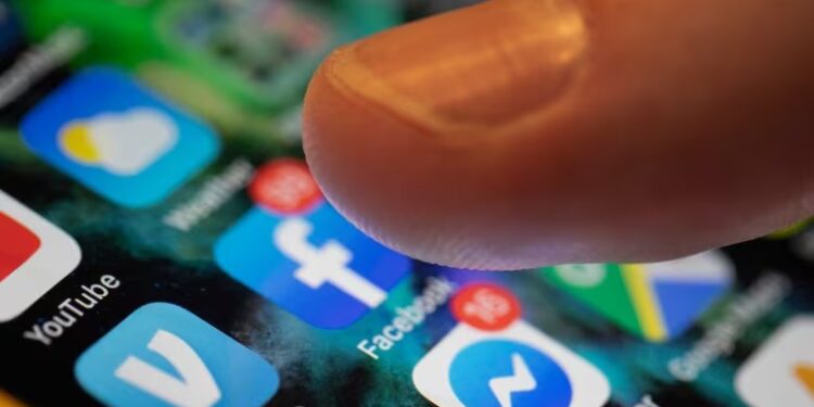 B.C. Introduces Legislation Aiming at Social Media Companies Over Alleged Harm